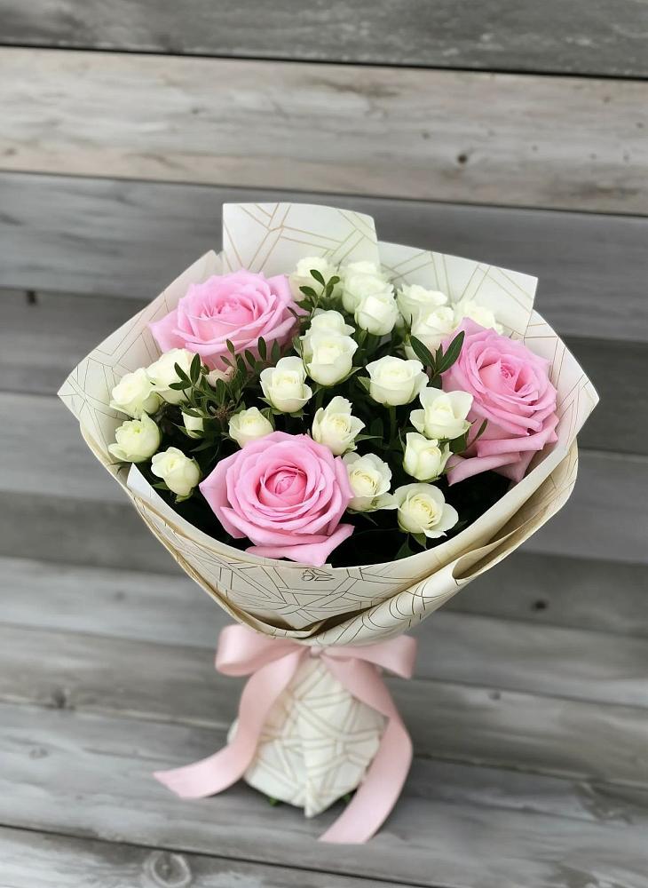 Букет цветов из: Розы в Гергебиле