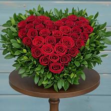 Цветочная композиция из Розы в виде сердца в Гергебиле