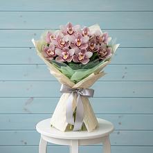 Букет цветов из:  Орхидеи и Розы #REPLACE_PRED# Гергебиле