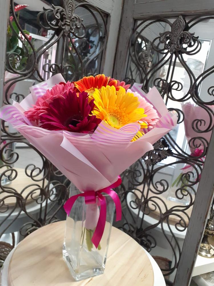 Букет цветов из: Герберы в Гергебиле