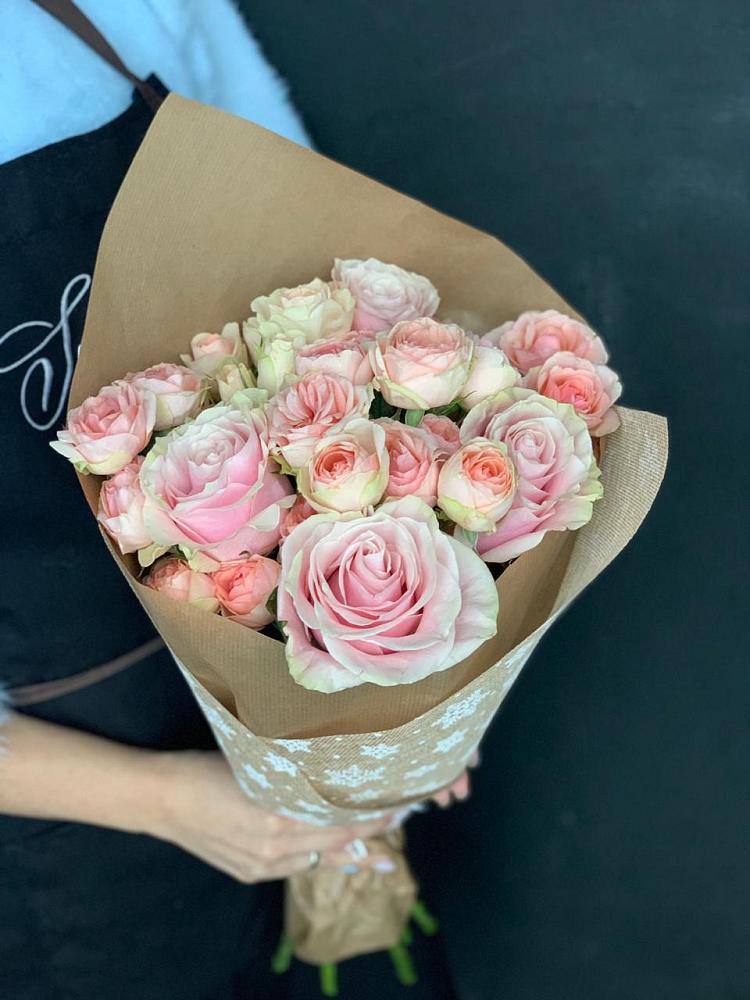 Букет цветов из: Хризантемы и Розы в Гергебиле