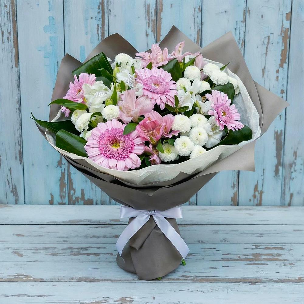 Букет цветов из: Герберы, Альстромерии и Хризантемы в Гергебиле