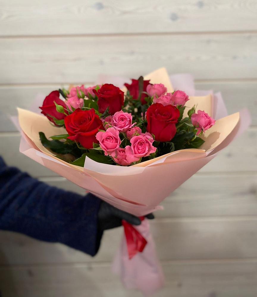 Букет цветов из: Розы в Гергебиле